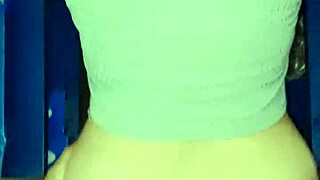 Yo, amateur intimate sucking and standing sex in depot