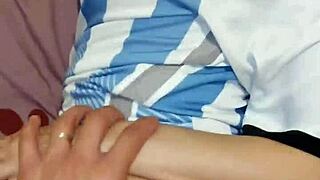 Chileno Bangs Argentina Culona Hard and Covers Her Face With Hot Cum