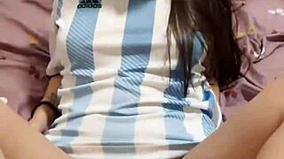 Chileno Bangs Argentina Culona Hard and Covers Her Face With Hot Cum