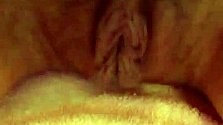 Amateur babe with big ass gets wet in sensual homemade play.