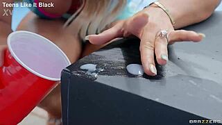 Ana Foxxx's impregnation vacation with deepthroat and cum