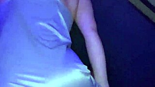 amateur girl with huge ass bent over for doggystyle 😍🍑