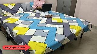 Hotty Jiya Sharma Fucked Hard by Boyfriend in Hostel with Loud Moaning