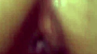 Girl fucks friend's boyfriend in room after club 😏