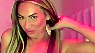 introducing london carter - new cam girl and content creator