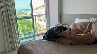 Acordei A Turista Com Um Oral Gostoso E Uma Pica Bem Dura Pra Meter Gostoso Nela