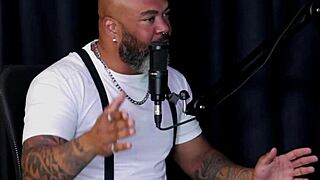 There's tiny things about her, ex-model giving tips, talked to mom about content sales - Sweet Karolzinha on Sheer Red