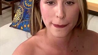 Watching Heidy Pino's webcam show part 2