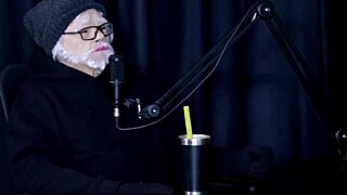 Veja A Entrevista Safada E Cheia De Putaria Com A Flor De Damiana Com Vovô Moai No Porn Cast Brazil - Parte 2 Watch On Sheer Red