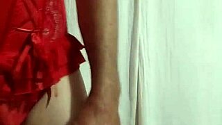 Cdzinha shows off wife's corset while she bathes before work, acting like a whore.