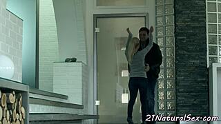 Pussyfucked Euro Beauty Loves Pleasing Cock