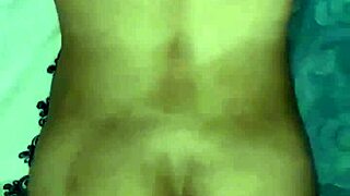 mi vecino viene cuando no está mi esposo y charlamos sobre nuestras vidas