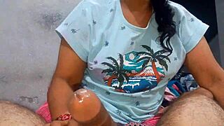 indian bhabhi receives cumshot in mouth