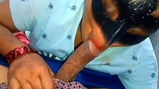 indian bhabhi receives cumshot in mouth