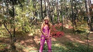 the outdoor sex photographer licks the pussy of a nude model and fucks her in the forest