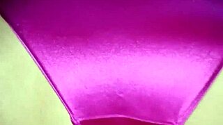 Modelando Braga Satinada Rosita Crossdressing