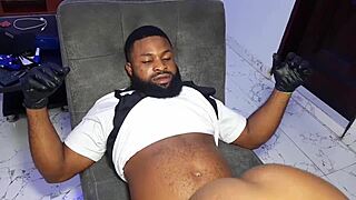 My female client begged me to fuck her with my big dick after I tattooed her ass and pussy area