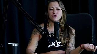 Veja A Entrevista Safada E Cheia De Putaria Com A Flor De Damiana Com Vovô Moai No Porn Cast Brazil - Parte 3 Watch On Sheer Red