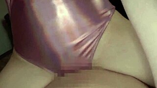 멋진 일본 베이비가 하드코어 액션에서 미쳐 날뛰네