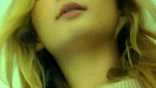 واو الخجولة الشابة 18+ تركب الزب بقوة لحد ما تتفجر!