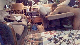 Voi jumalauta, hänen pillunsa ahmittiin ennen kovaa paukkua!