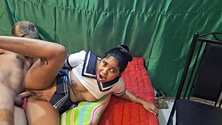 Вау, Ханиф и Адори показывают самый жаркий домашний грубый секс! 🔥