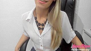 วัยรุ่น ฉันจับได้พนักงานขย่มควยและโมโหสุดๆ!