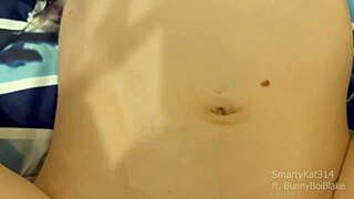 Stepmom guider forvirret stesønn i dampende møte med Smartykat314 og Lofi Dreamz, rollespill med intens doggystyle action