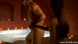 Ei, aguenta a beleza exótica e o desejo cru da Ásia na cama?