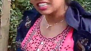 जंगल में मंगल स्टेपसिस की चूत को वाइल्ड चुदाई से लाल कर देता है