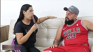 แม่ยายชวนให้แตกในไอติมของเธอด้วยน้ำกู เรื่องโป๊สเปนเต็มๆ!