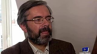 Florane, 27, получает анальный прямо перед мужем. Чувак, я даже не верю, что это случилось!