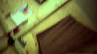 Blondinka 18+ v divji orgiji z arabskimi vojaki hardcore operacija pička tek