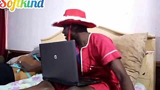 Latinska milf divje jeźdi s sluzasto pičko, ki kaplja povsod