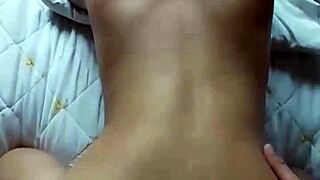 Arkadaşım beni orospusu gibi davranıyor ve lanet olsun ki çok iyi hissettiriyor.