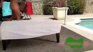 Dışarıda Sik Emme Oturumu Seksi Anında Yakalandı