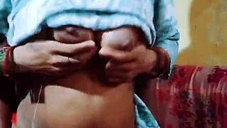 वाह! बड़ी गांड वाली इंडियन स्टेपसिस्टर को स्टेपब्रदर ने हार्ड बैंग किया