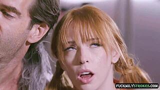 Stiefdochter als Roodkapje neukt stiefvader als Grote Boze Wolf