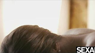 Hey, bu muhteşem çıplak çifti çoklu orgazmik seksle vahşi giderken izle!