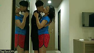 เซ็กซ์อินเดียร้อนแรงเสียวซ่านกับสาวสมัครเล่นสวยๆ ครีมพายทวารหนัก