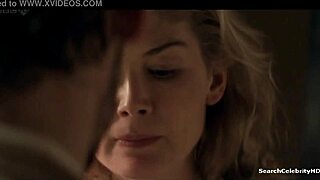 Rosamund Pike manda ver na punheta intensa em episódio de 2011