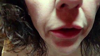 Geile Stiefmutter wilder Ritt: Sie übernimmt die Kontrolle in HENTAI Fantasie!