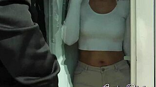 Haar kont rammen terwijl man weg is - Asia Divine