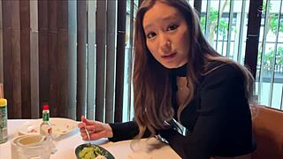 สาวขี่แรงในโรงแรมหรู ชุดชั้นในแดงสุดเซ็กซี่