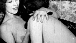 Dark Lantern Entertainment mostra threesome vintage da confessioni erotiche segrete di un gentiluomo vittoriano