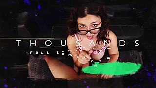 Bu latina güzeli yaşlı adamın yarağını öyle sert biniyor ki, adamım!