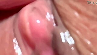 哟，看这个业余亚洲夫妻在失去处女后51天就猛干粉逼！