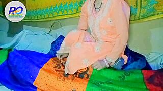 देसी भाई और बहन सालवार कमीज में इंटेंस सेक्स