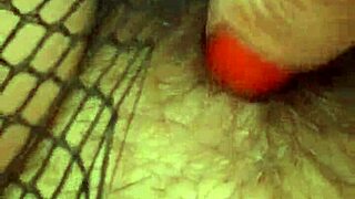 Greta Traps a Mature Lady's Feet in a Sexy Net!