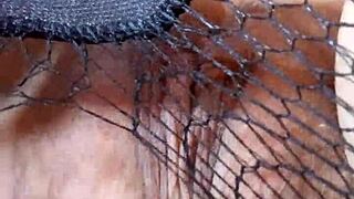 Greta Traps a Mature Lady's Feet in a Sexy Net!